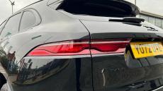 Jaguar F-Pace 2.0 D200 R-Dynamic Black 5dr Auto AWD Diesel Estate